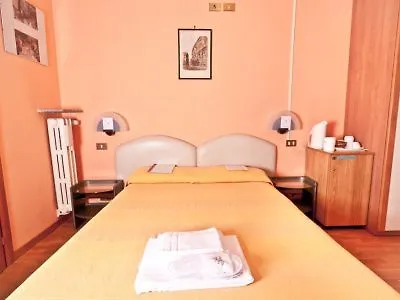 Alessandro A San Pietro Bed Konukevi Roma