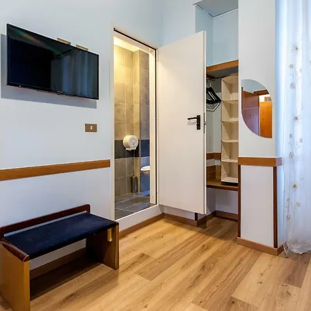 Alessandro A San Pietro Bed Roma